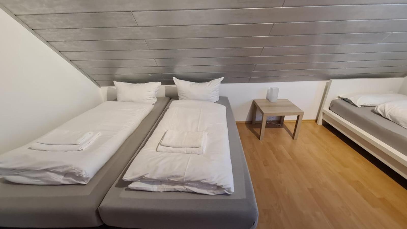 Schlafzimmer 1 Mit Top Aussicht Ueber Weilstetten Balingen Exterior photo
